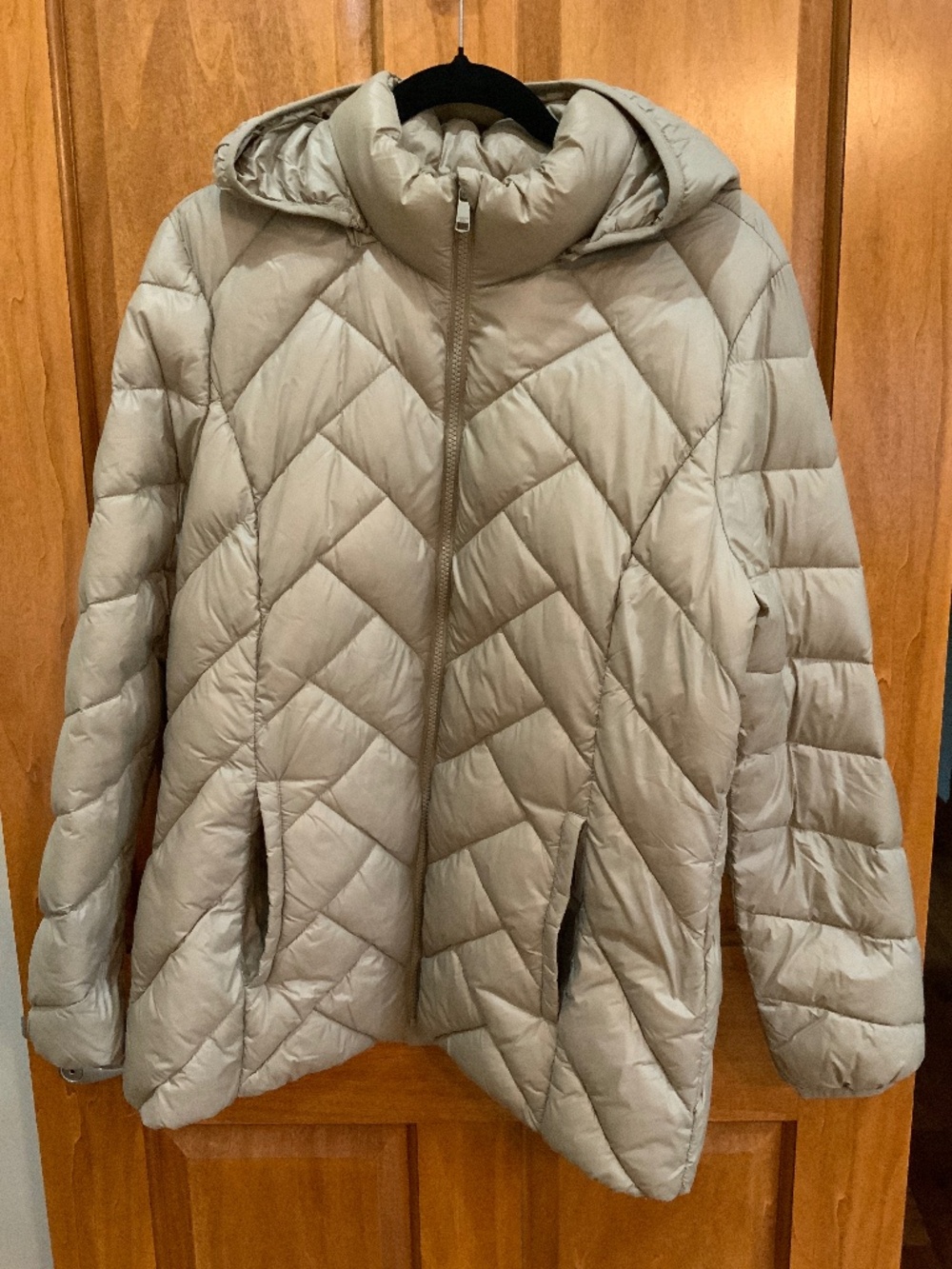 Women’s London Fog lightweight down jacket large tan